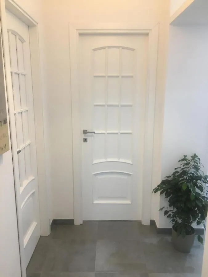 Vinile Apartment Cagliari Homestay
